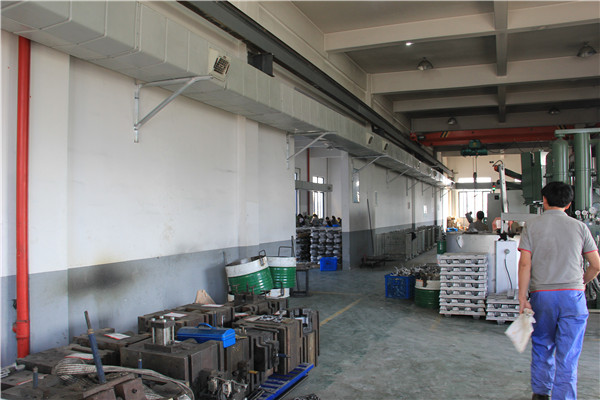 �L(f��ng)�ܰ���